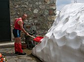 15 Rinaldo, come al solito, finge di lavorare 